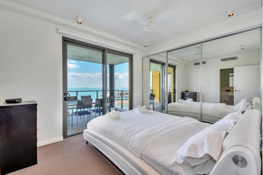 /photos/shares/Australia/0NorthernTerritory/Darwin/Darwin Waterfront Apartments/DarwinWaterfrontSaltwater2BRApartment.jpg